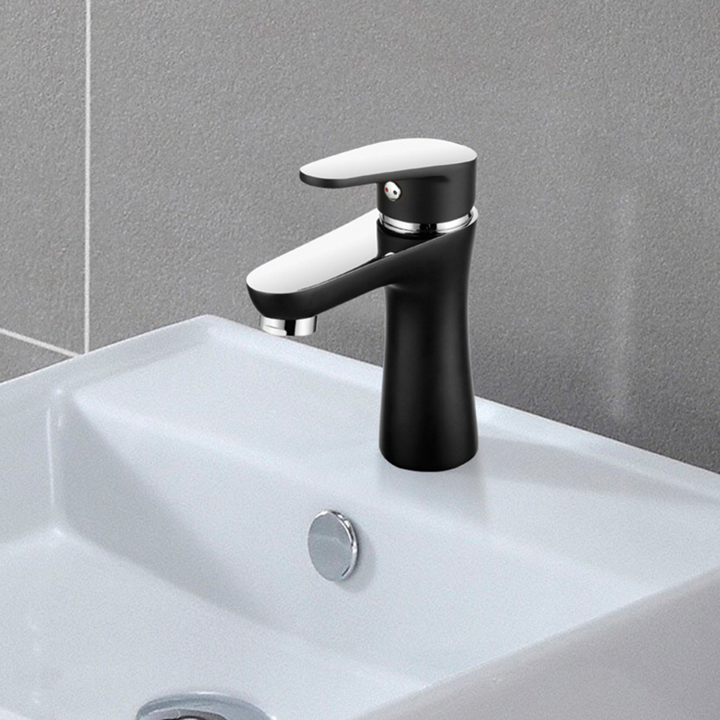 Torneira de Lavatório CONE Preta - AIDIA - 5606240193387